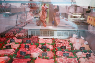 Cortes de carne no açougue